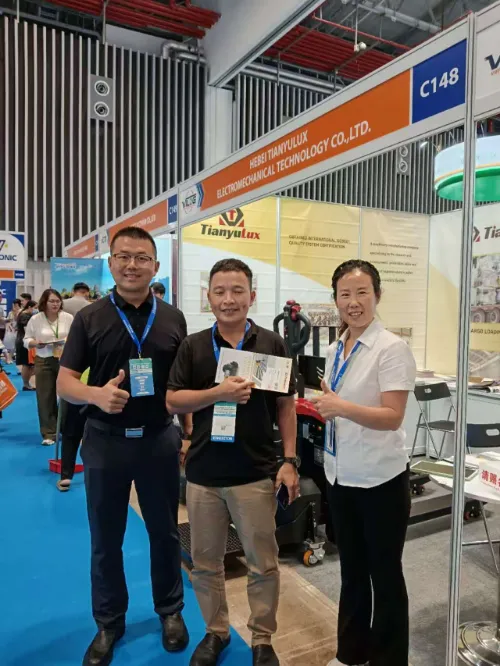 Hebei TianyuLux Electromechanical Technology Co., Ltd. debytoi VILOG 2025 -messuilla, joka antaa Kaakkois-Aasian varastointi- ja logistiikkavihreän päivityksen ammattimaisilla litiummateriaalinkäsittelylaitteilla